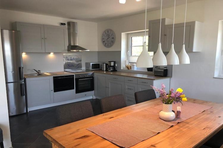 Charming Apartment In Oldenburg In Holstein With Terrace Eksteriør billede